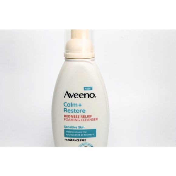 Aveeno Calm + Restore Redness Relief Foaming Cleanser Sensitive Skin 6oz - Picture 2 of 5